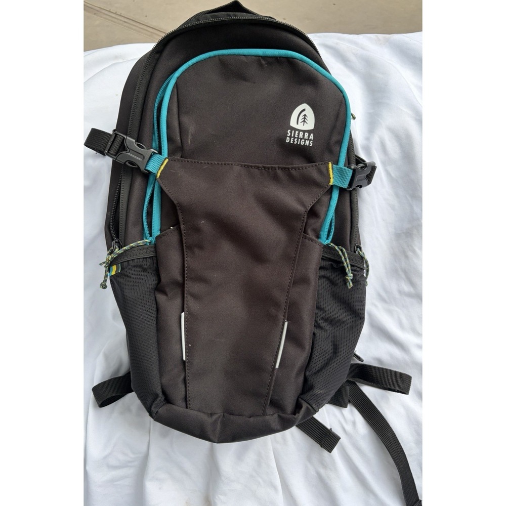 Sierra Designs 10L Hiking Backpack Black/Blue Zip Padded Hip Belt 5 Pockets